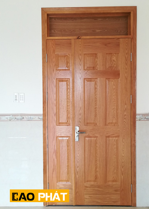 mẫu cửa chính căn hộ chung cư