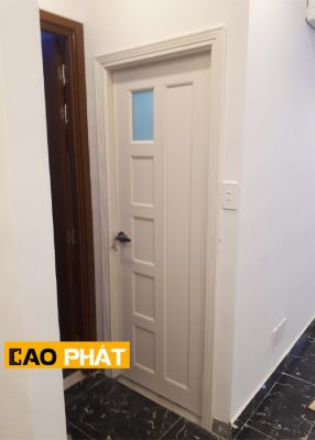 Cửa Nhựa Đài Loan Màu trắng