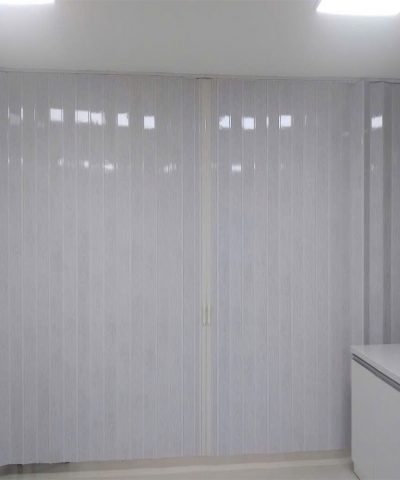 Vách Ngăn Cửa Nhựa Xếp 2 Cánh