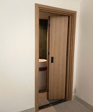 Cửa Mở Xếp Gập Nhựa Composite