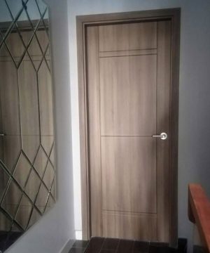 Cua nhua abs han quoc gia re KOS-102-MT104