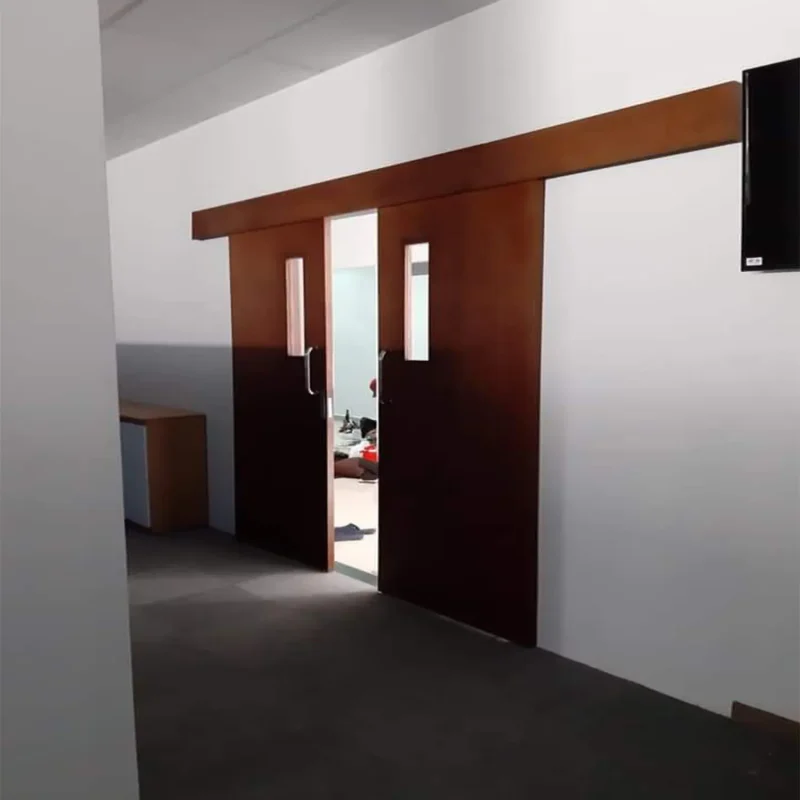 Cao Phát Door
